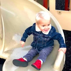 2T Old Navy boys’ winter jean jacket